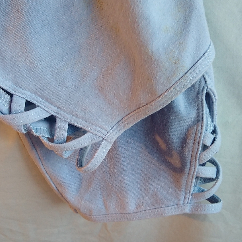 Suavé Capri Leggings with Tummy Control